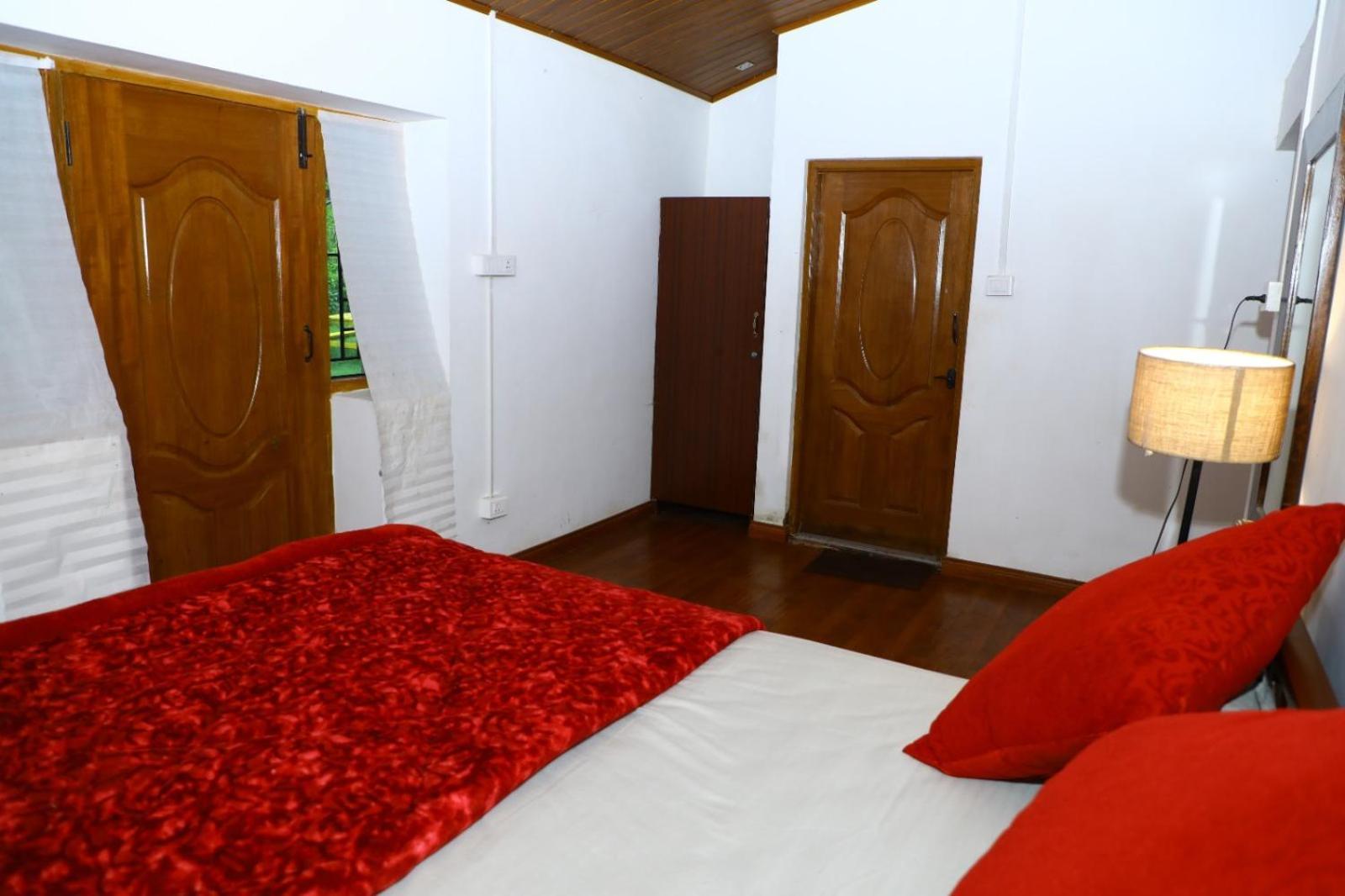 Little Valley Villa Ooty Bagian luar foto